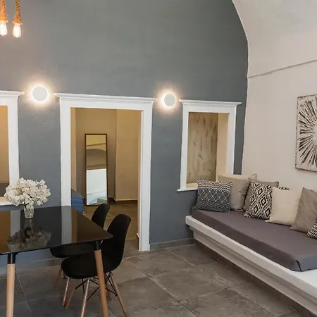 Villa Luxl Fira (Santorini)