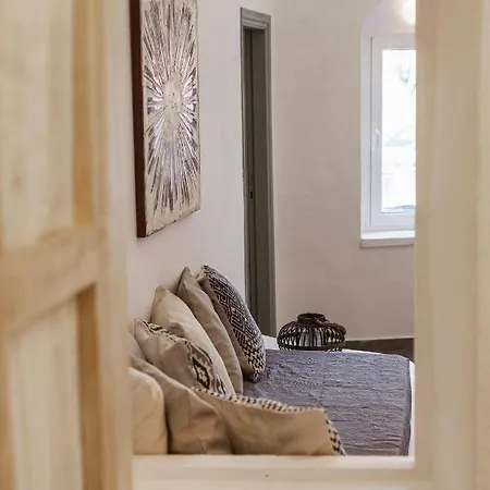 Villa Luxl Fira (Santorini)