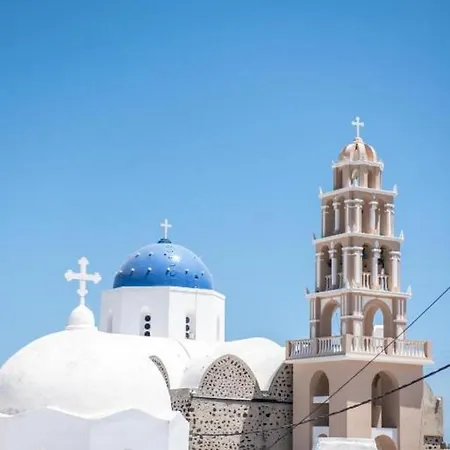 Luxl * Fira (Santorini)