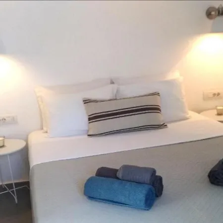 Villa Luxl Fira (Santorini)