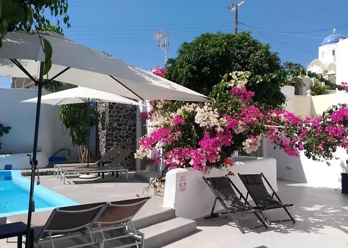 Luxl Vila Fira (Santorini)