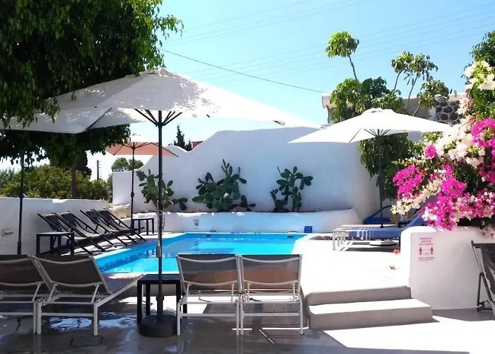 Luxl * Fira (Santorini)